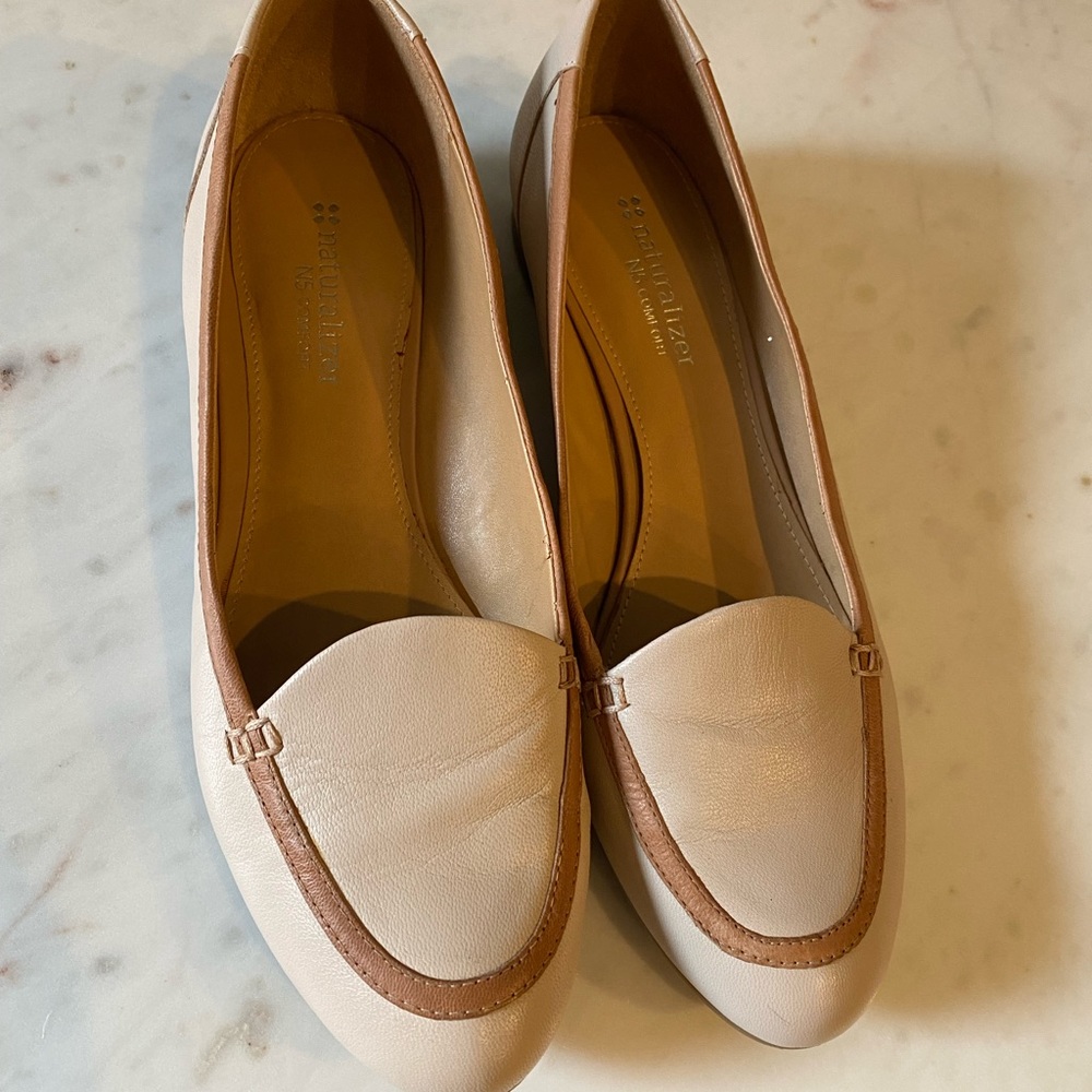 Naturalizer Flats/Loafers